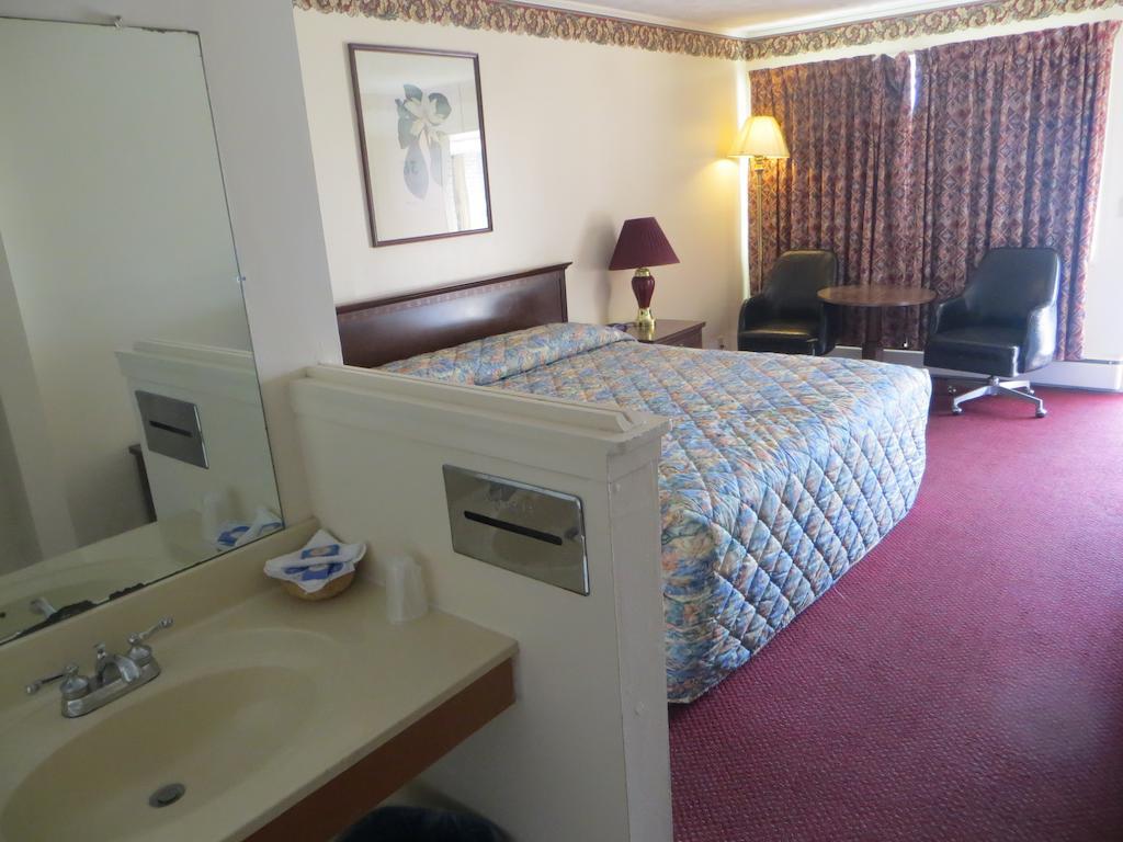 Traveler'S Lodge Salina Kamer foto